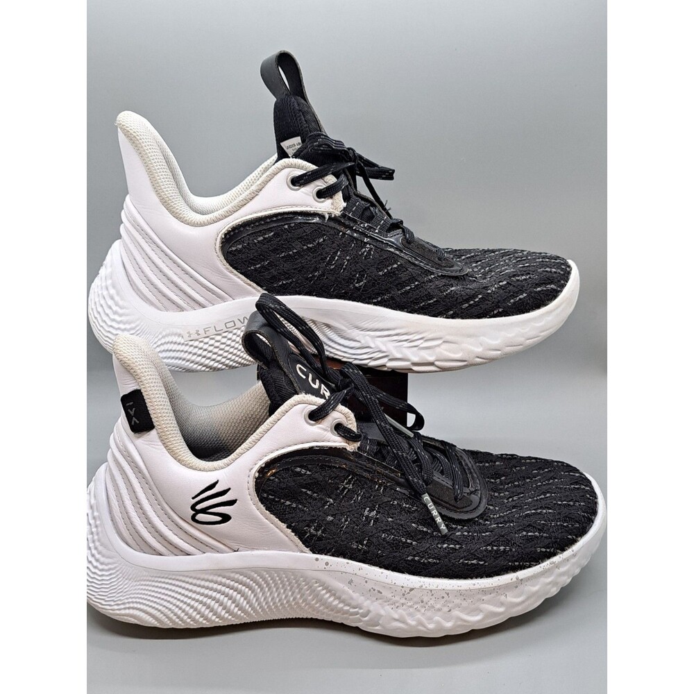 Under Armour Curry Flow Basketball Shoes Womens 6.5/Men5 White/Black 3025631-103